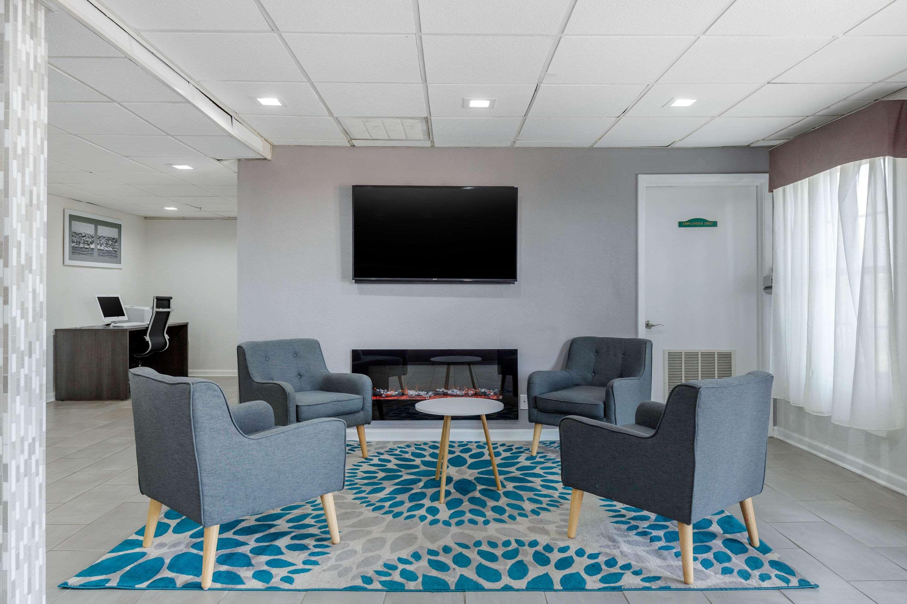 Suburban Studios At The University كونواي المظهر الخارجي الصورة